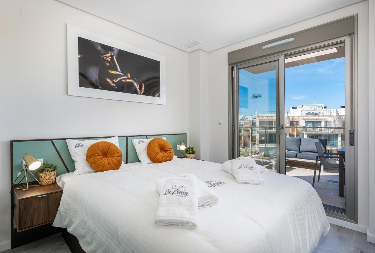 דירות Dehesa de Campoamor  La Zenia Cocoon - Luxury Penthouse With Jacuzzi, 2 Pools, Indoor Heated Pool, Sauna, Gym, Playstation מראה חיצוני תמונה